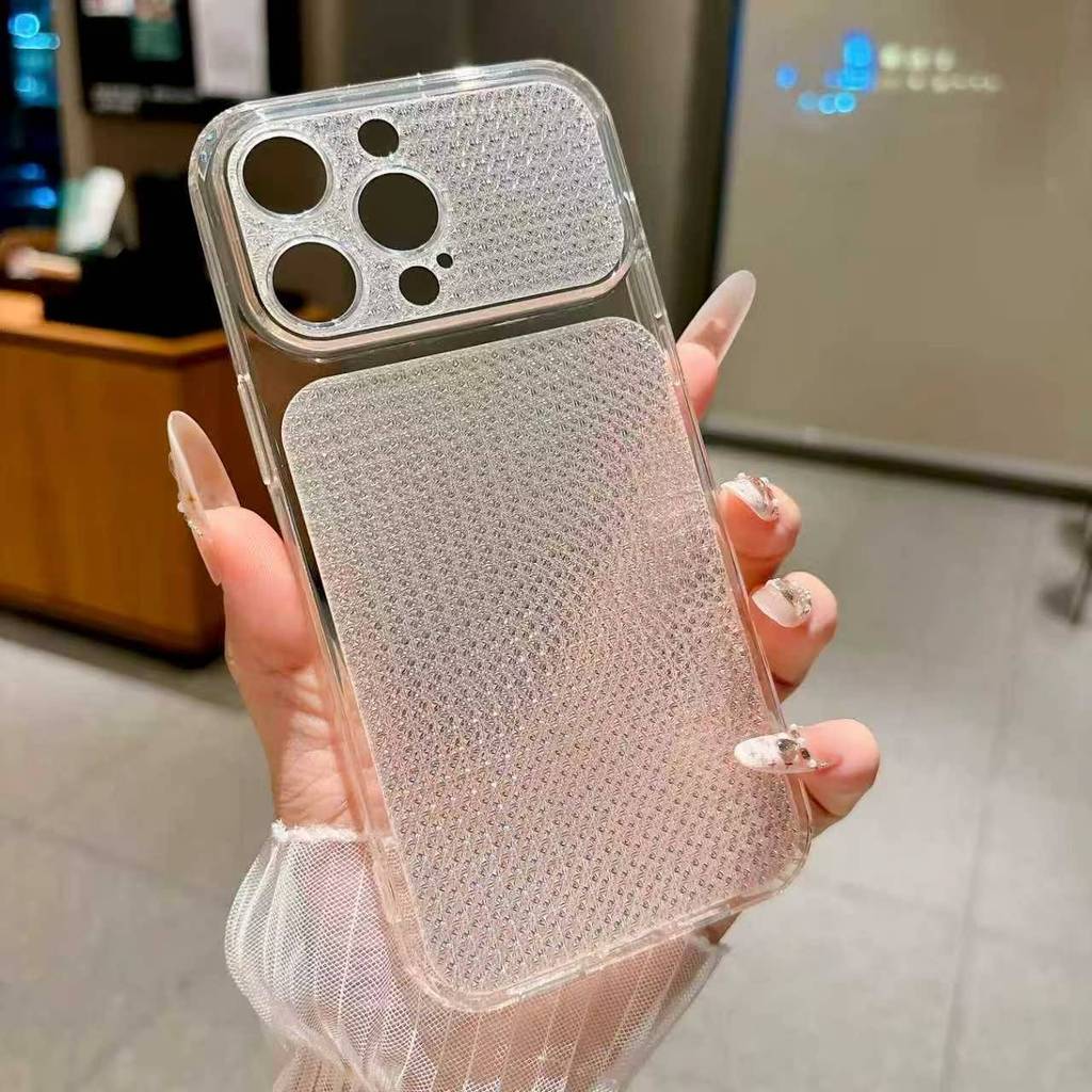 Heat Dissipation Mesh Breathable Case - iPhone 15、16、17 Pro Max用、透明メッシュ素材で熱を放散するスマートフォンケース。TPU製ソフトケースで落下時の衝撃を吸収し、通気性も確保。