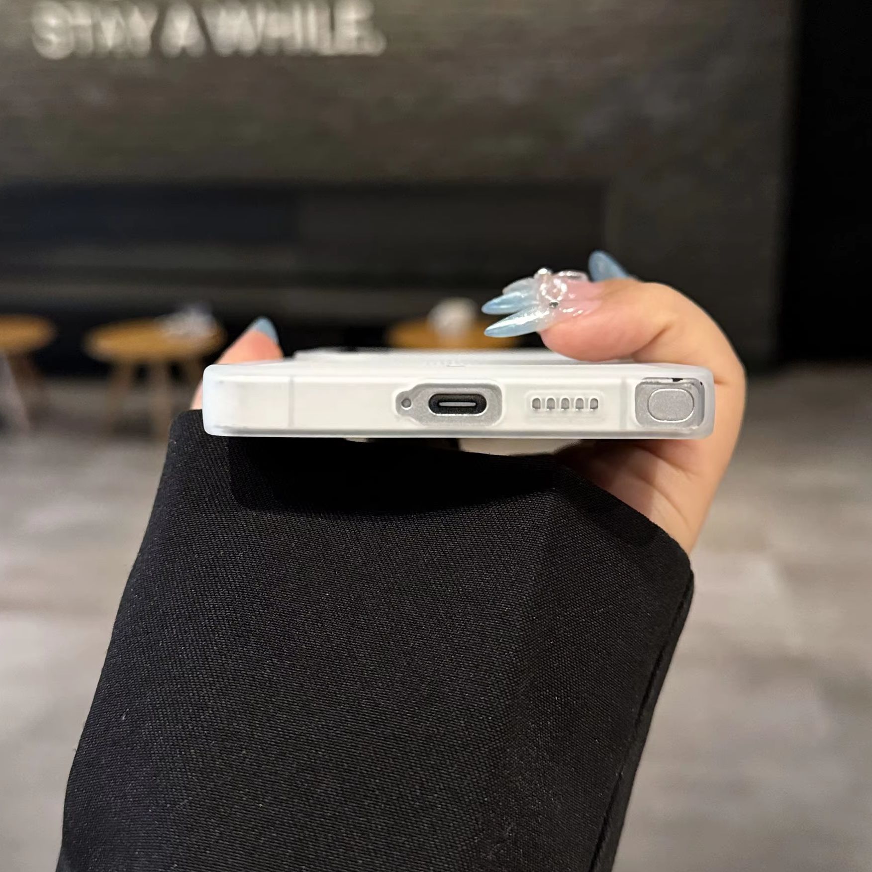 PowMr BE24 バッテリーイコライザー 24V デュア - Power Banks のレビューと価格